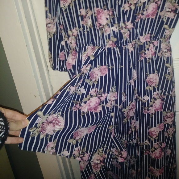 Floral romper with skirt - Picture 4 of 4